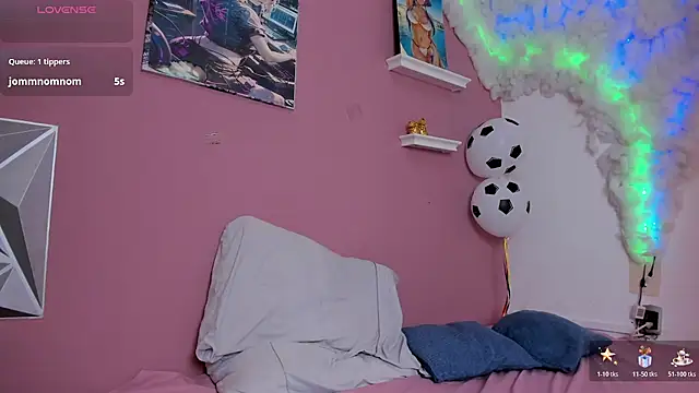 peach babe online show from June 25, 2026, 5:12 am
