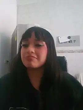 MiaRivvers online show from July 28, 2026, 3:21 pm