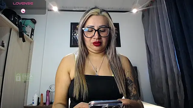 Snapshot of Im_Shantal69 chatting on June 20, 2026, 11:07 pm Im Shantal69 online show from June 20, 2026, 11:07 pm