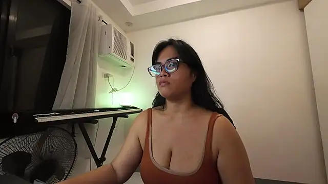 MysticMara online show from June 13, 2026, 12:36 pm