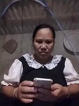 Snapshot of Chily-yy chatting on July 23, 2026, 2:15 pm Chily-yy online show from July 23, 2026, 2:15 pm