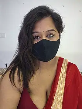Snapshot of beauty_lisa- chatting on July 23, 2026, 7:50 am beauty lisa- online show from July 23, 2026, 7:50 am