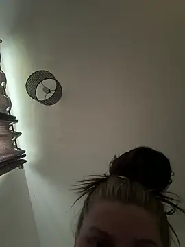 Elsa 27xx online show from June 26, 2026, 5:45 am