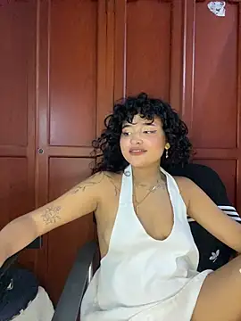 maryale01 online show from July 25, 2026, 7:44 pm