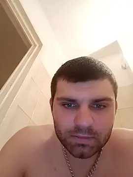 VolodimirKovalchukk online show from July 29, 2026, 9:57 pm
