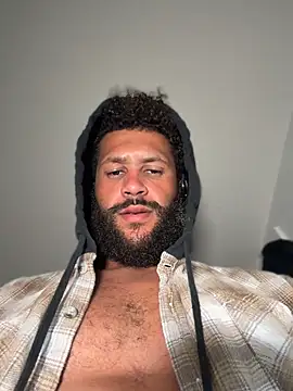 HungStr8Lightskin online show from July 2, 2026, 7:25 am