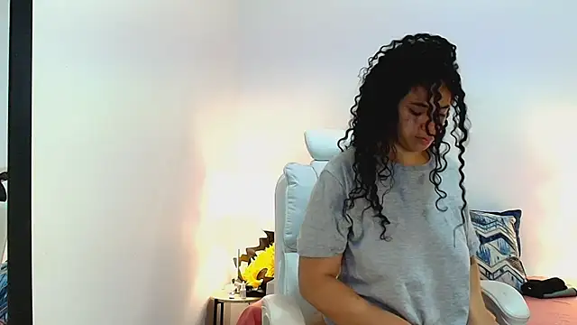 Isabella Sophia19 online show from July 10, 2026, 10:51 am