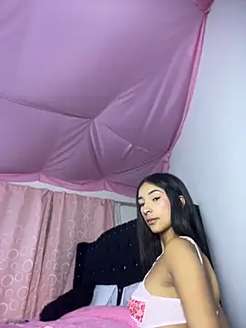 Snapshot of Natty_666 chatting on June 19, 2026, 1:43 am Natty 666 online show from June 19, 2026, 1:43 am