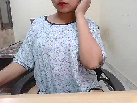 Bold-Divya1 online show from July 9, 2026, 7:51 pm
