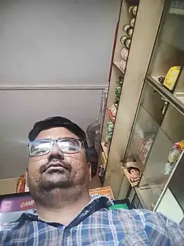 Snapshot of dhirusury050625 chatting on June 22, 2026, 3:47 am dhirusury050625 online show from June 22, 2026, 3:47 am