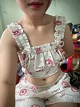 Snapshot of Cerry-cc chatting on July 15, 2026, 2:28 am Cerry-cc online show from July 15, 2026, 2:28 am