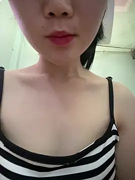 Snapshot of Cerry-cc chatting on July 21, 2026, 7:22 am Cerry-cc online show from July 21, 2026, 7:22 am