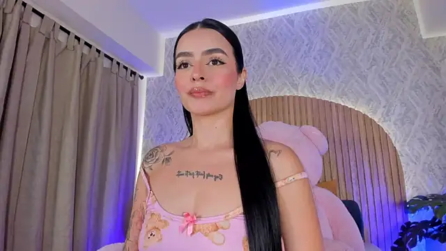 Victoria Blake  online show from June 22, 2026, 3:36 am