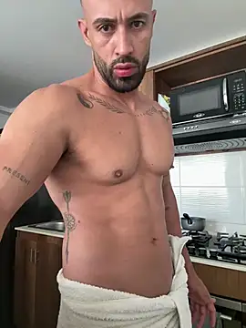 Snapshot of Mateo_Ospina_ chatting on July 17, 2026, 1:51 pm Mateo Ospina online show from July 17, 2026, 1:51 pm