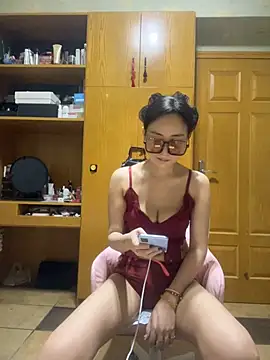 Chuchun168 online show from July 6, 2026, 3:03 pm
