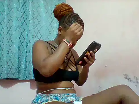 Snapshot of Heavy-Beauty chatting on July 22, 2026, 9:17 pm Heavy-Beauty online show from July 22, 2026, 9:17 pm