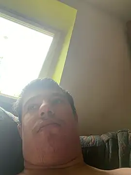 Snapshot of muschihunter43 chatting on August 1, 2026, 3:33 pm muschihunter43 online show from August 1, 2026, 3:33 pm