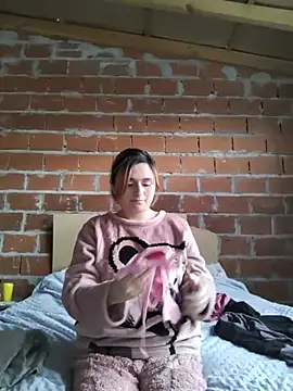 Snapshot of marulimary chatting on July 23, 2026, 7:01 pm marulimary online show from July 23, 2026, 7:01 pm