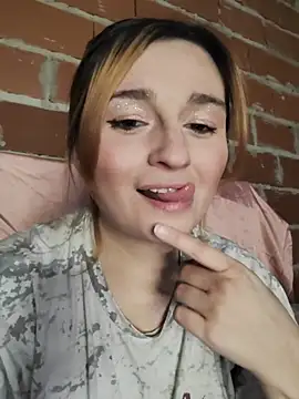 Snapshot of marulimary chatting on July 27, 2026, 1:23 am marulimary online show from July 27, 2026, 1:23 am