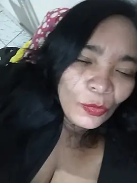 Snapshot of Ariais502026 chatting on June 14, 2026, 2:24 am Ariais502026 online show from June 14, 2026, 2:24 am