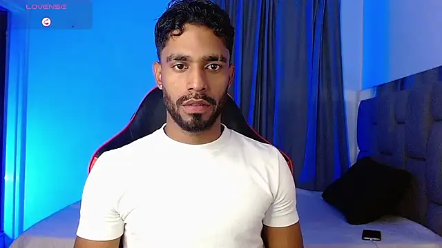 Snapshot of Damiano_walker chatting on July 4, 2026, 7:14 am Damiano walker online show from July 4, 2026, 7:14 am
