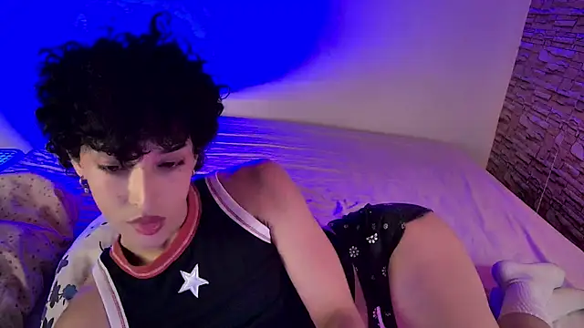 Snapshot of xFemboyToy chatting on June 30, 2026, 2:45 am xFemboyToy online show from June 30, 2026, 2:45 am