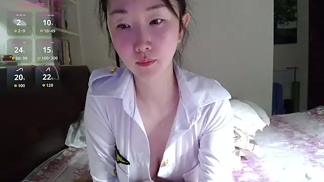 Snapshot of Daisy-B3 chatting on July 4, 2026, 9:21 pm Daisy-B3 online show from July 4, 2026, 9:21 pm