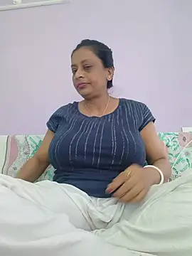 Snapshot of Hotstarx2 chatting on June 16, 2026, 9:01 am Hotstarx2 online show from June 16, 2026, 9:01 am