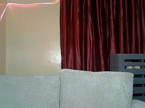 Snapshot of moonlightwonder chatting on July 21, 2026, 12:07 pm moonlightwonder online show from July 21, 2026, 12:07 pm