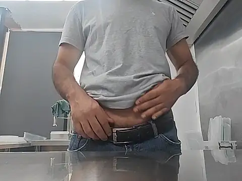 brownskinbull1 online show from July 24, 2026, 1:42 pm