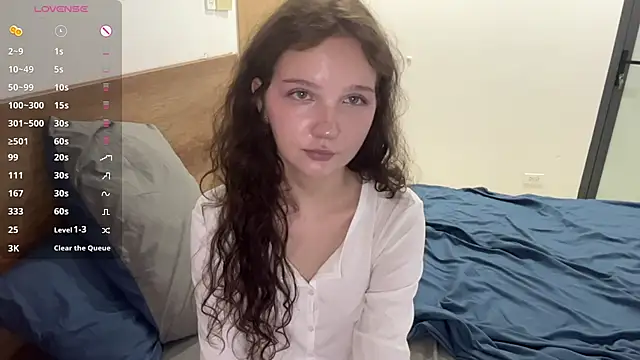 Snapshot of Ela_Wish chatting on July 28, 2026, 7:50 pm Ela Wish online show from July 28, 2026, 7:50 pm