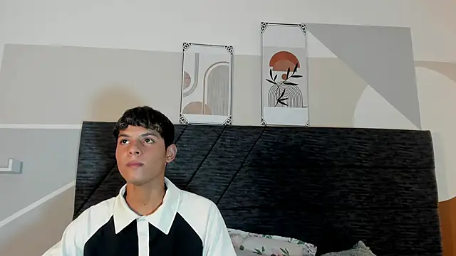 Snapshot of nico_vega chatting on June 16, 2026, 7:27 pm nico vega online show from June 16, 2026, 7:27 pm