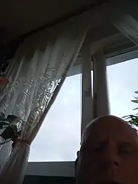 Snapshot of ZLOZ60 chatting on June 16, 2026, 2:03 am ZLOZ60 online show from June 16, 2026, 2:03 am
