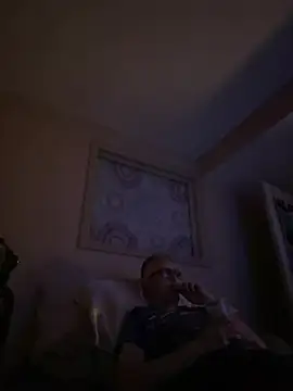 Snapshot of messburnell21 chatting on July 14, 2026, 3:11 am messburnell21 online show from July 14, 2026, 3:11 am