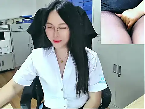 baijie0616 online show from June 18, 2026, 3:51 am