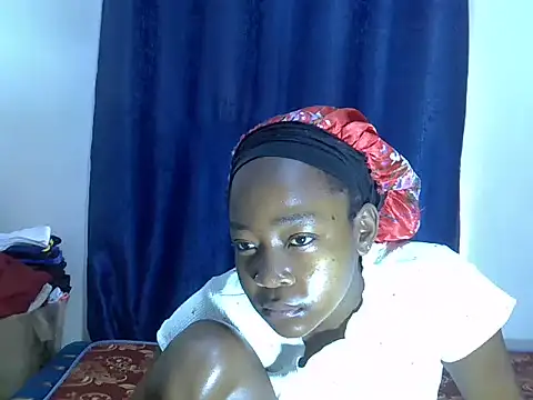 Snapshot of sexy_lesh chatting on July 5, 2026, 12:23 pm sexy lesh online show from July 5, 2026, 12:23 pm