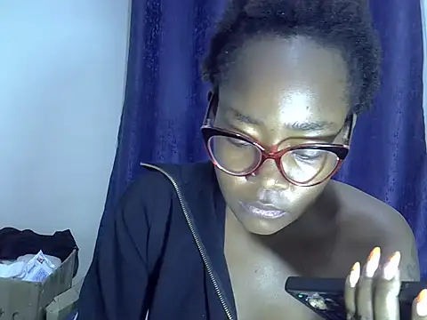 Snapshot of sexy_lesh chatting on July 28, 2026, 6:20 pm sexy lesh online show from July 28, 2026, 6:20 pm