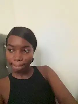ShakiraThompss18 online show from July 31, 2026, 8:52 pm