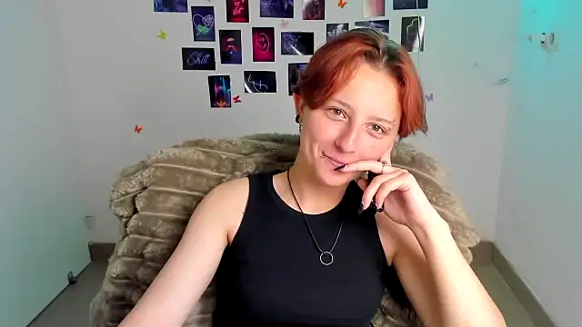 Dilara Kiss  online show from July 12, 2026, 5:31 am