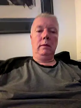 cumboy online show from September 9, 2025, 10:42 pm