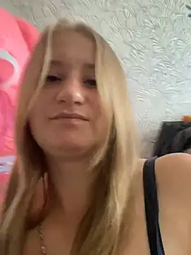 Snapshot of Emilia_ki chatting on June 19, 2026, 11:14 am Emilia ki online show from June 19, 2026, 11:14 am