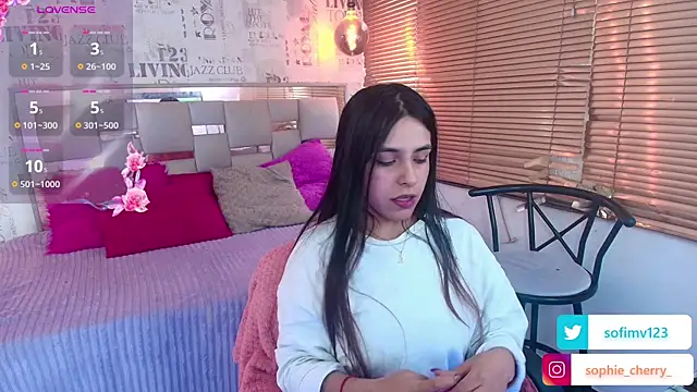Snapshot of sofi_secrets chatting on July 18, 2026, 12:42 pm sofi secrets online show from July 18, 2026, 12:42 pm