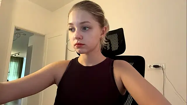 EveryoneEve online show from July 24, 2026, 7:17 am