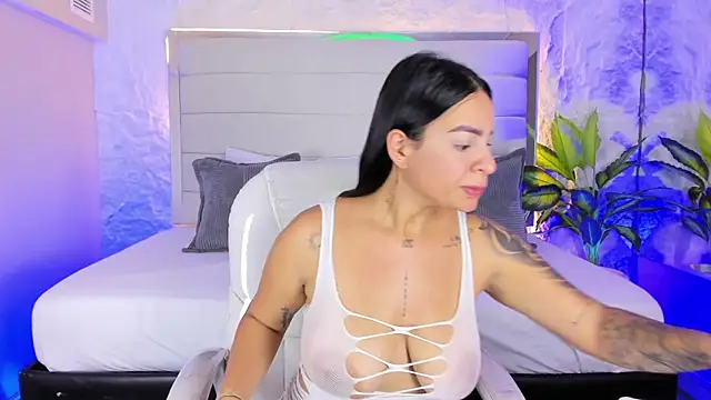 Snapshot of LissaBrown_ chatting on June 26, 2026, 7:29 pm LissaBrown online show from June 26, 2026, 7:29 pm