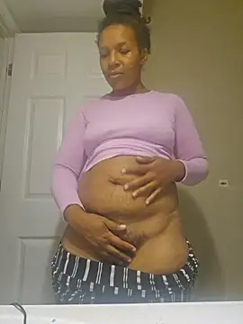 Snapshot of NAOMIdaFreakXXXXX chatting on April 9, 2026, 2:44 am NAOMIdaFreakXXXXX online show from April 9, 2026, 2:44 am