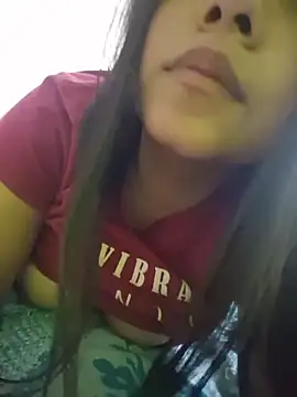 Snapshot of Sassha__ chatting on June 18, 2026, 4:55 pm Sassha online show from June 18, 2026, 4:55 pm