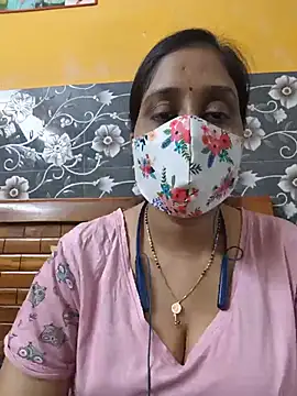 Snapshot of Garimaa_Cherry chatting on June 25, 2026, 5:28 pm Garimaa Cherry online show from June 25, 2026, 5:28 pm