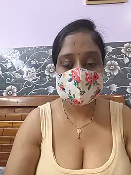 Snapshot of Garimaa_Cherry chatting on August 7, 2026, 6:54 pm Garimaa Cherry online show from August 7, 2026, 6:54 pm