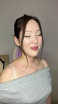 Snapshot of Lillie_sunn chatting on July 21, 2026, 10:50 am Lillie sunn online show from July 21, 2026, 10:50 am