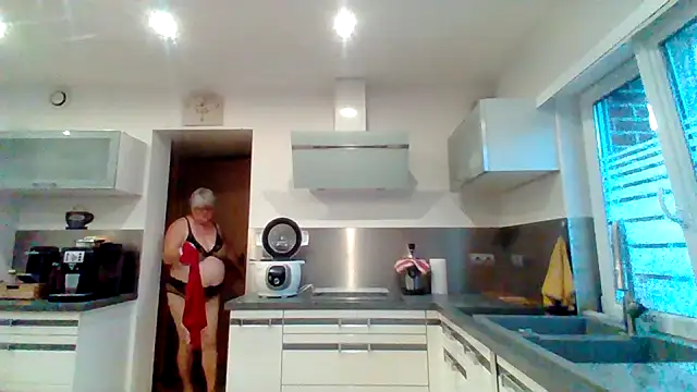 coquinesensuel online show from July 21, 2026, 7:38 pm